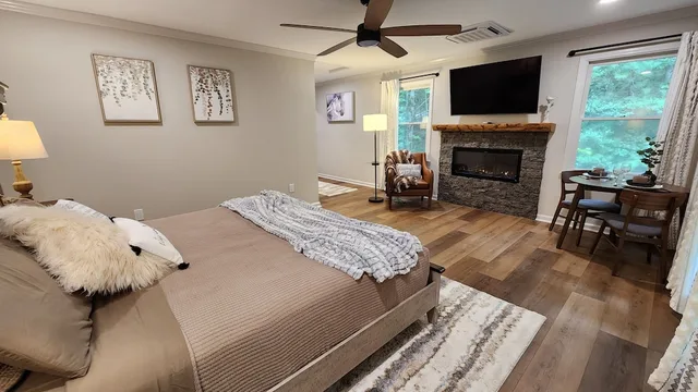 Premium, King Bed, Forrest Hills Mountain Resort 2/6