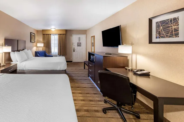 غرفة بسرير كوين، Best Western Country Inn 3/6
