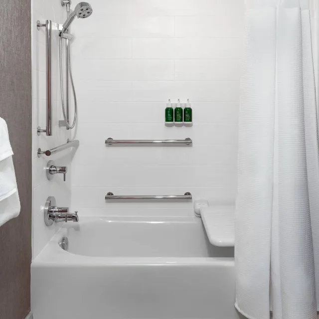 Room, 2 Queen Beds, Sofa, SpringHill Suites by Marriott Lakeland 7/9