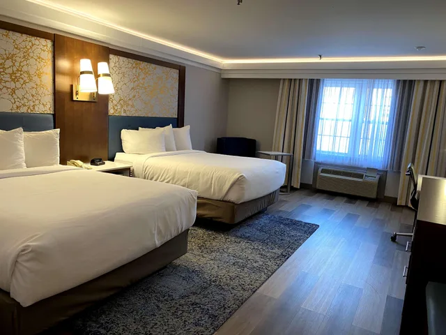 جناح بسريرين كوين، The Westfield Inn, BW Signature Collection 1/10
