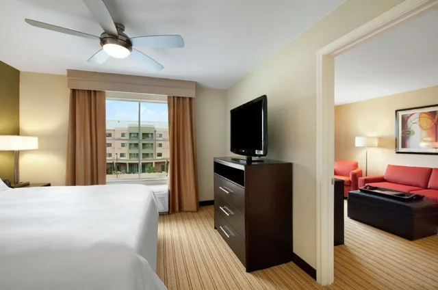 جناح بسرير كينج مع أريكة لذوي الإعاقة، Homewood Suites By Hilton Fort Worth West Cityview 1/2