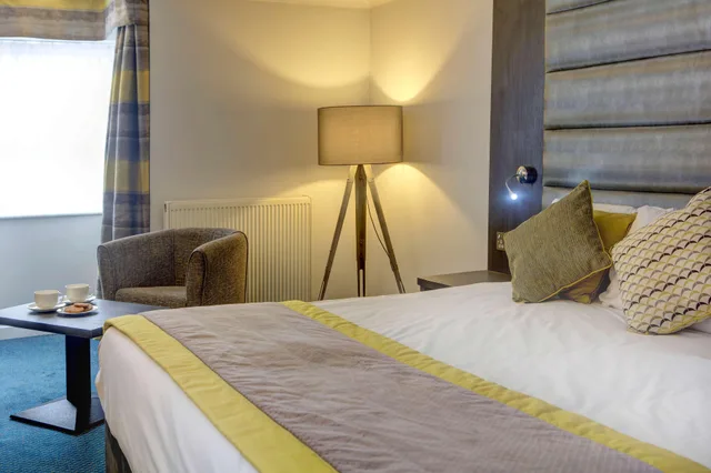 غرفة بسرير كينج، The Watermill Hotel, Sure Hotel Collection By Best Western 2/2