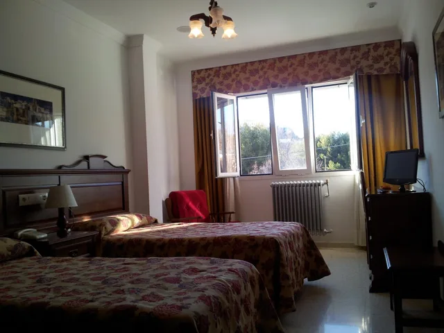 غرفة بسرير مزدوج أو سريرين منفصلين، Hotel Río Piscina 3/8