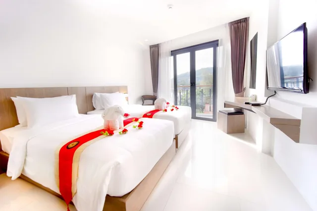 غرفة ديلوكس بسرير كينج، PHOENIX HOTEL KARON BEACH 1/10