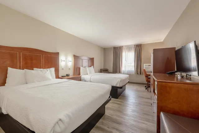 غرفة بسريرين مزدوجين، Suburban Studios Near Mesa Verde 2/8