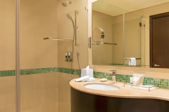 غرفة ديلوكس بسرير كوين، Four Points By Sheraton Kuwait 4/5