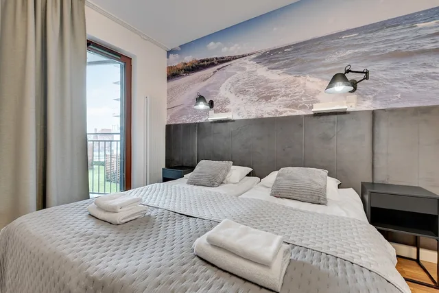 شقة ديلوكس بسرير كوين بشرفة بغرفتي نوم مع أريكة، Grano Apartments 1/2