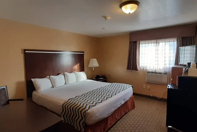 غرفة بسرير كينج، Travelodge by Wyndham Kanab 3/9