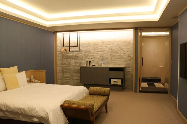 غرفة فاخرة بسرير كينج، Merryday Motel 6/10