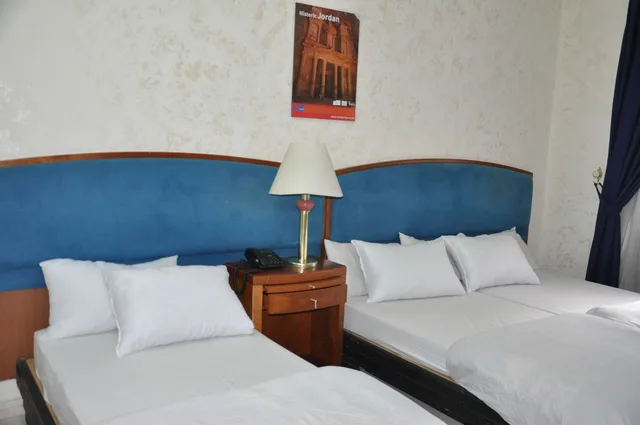غرفة ثلاثية بثلاثة أسرّة، Newpark Hotel Amman 7/10
