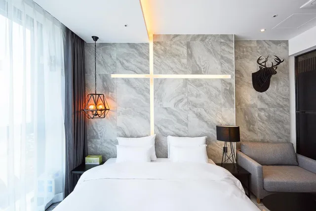 غرفة ديلوكس بسرير مزدوج بإطلالة على البحر، Hotel Laon 8/10
