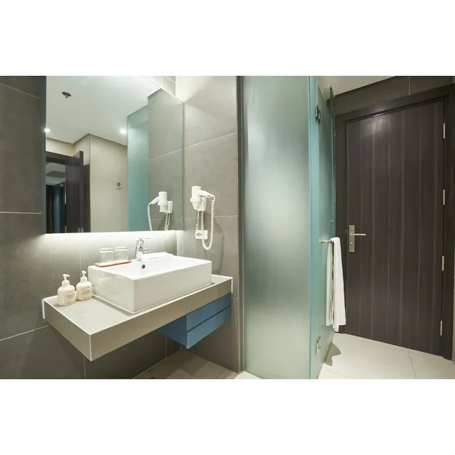 جناح بسرير كينج، Summit Galleria Cebu 8/8