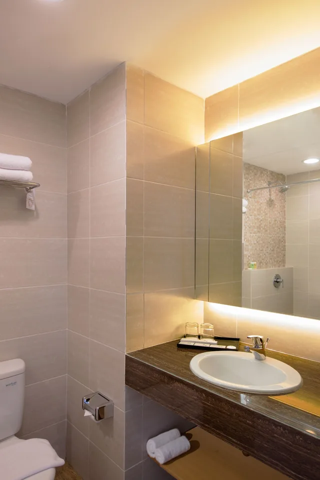 غرفة ديلوكس بسريرين منفصلين، Swiss-Belinn Singkawang 2/2