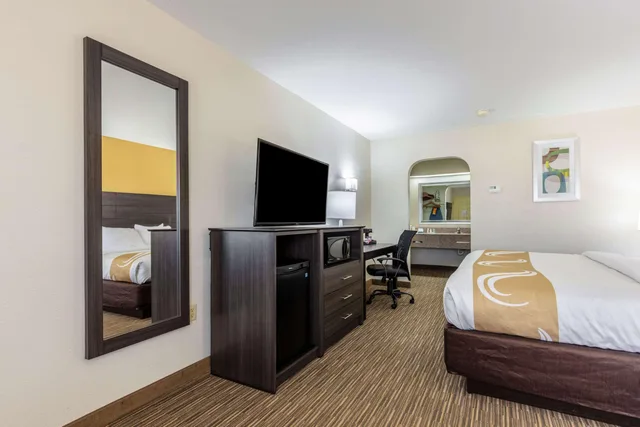 غرفة بسرير مزدوج، Quality Inn Southaven - Memphis South 5/8
