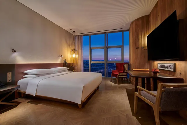 غرفة بسرير كينج وسرير كوين بإطلالة على المتنزه، Mumian Hotel Beijing Daxing Airport 1/1