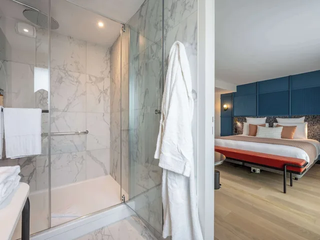 غرفة بريفيليج بسرير مزدوج بشرفة، Mercure La Rochelle Vieux Port Sud 5/7
