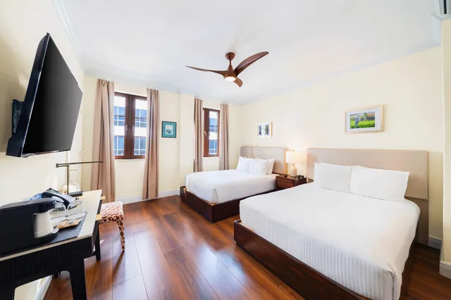 غرفة بسرير مزدوج، St Michel Hotel 1/1