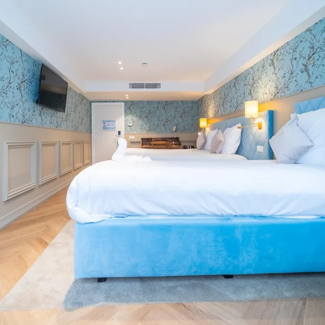 غرفة عائلية ثلاثية، Grand Hotel Normandy Bruges 1/10