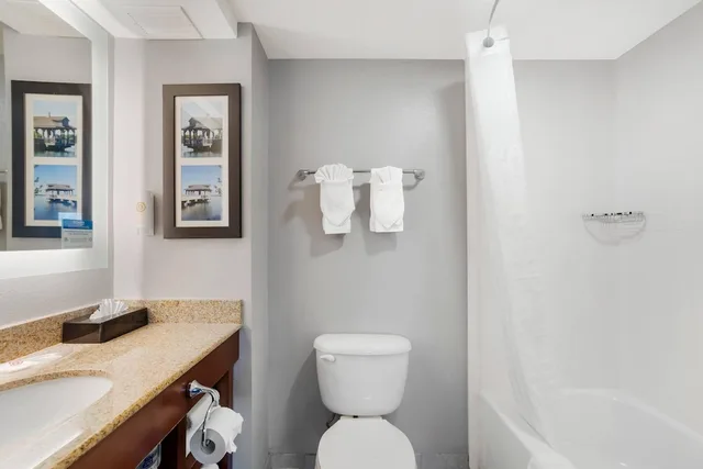 جناح بسريرين كينج، Comfort Suites near Birkdale Village Huntersville 8/8