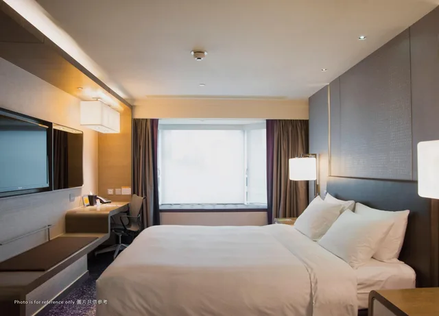 جناح بسرير كينج، Royal Plaza Hotel Hong Kong 1/3