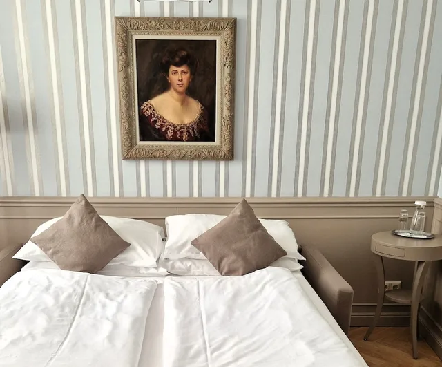 2 Bedrooms, Rosa, Suite, Queen Bed, Sofa، Hotel Karntnerhof 2/3