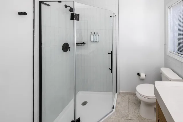 Town House, 1 Queen and 4 Single Beds, 2 Bathrooms, Sofa، Red Jacket Beach Resort Spa 9/10