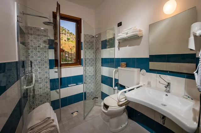 Classic, Triple, 3 Beds, HOTEL CALA MARINA 5/5