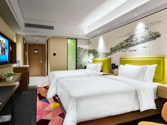 Cozy, Twin Beds, Hampton by Hilton Lijiang Old Town 1/1