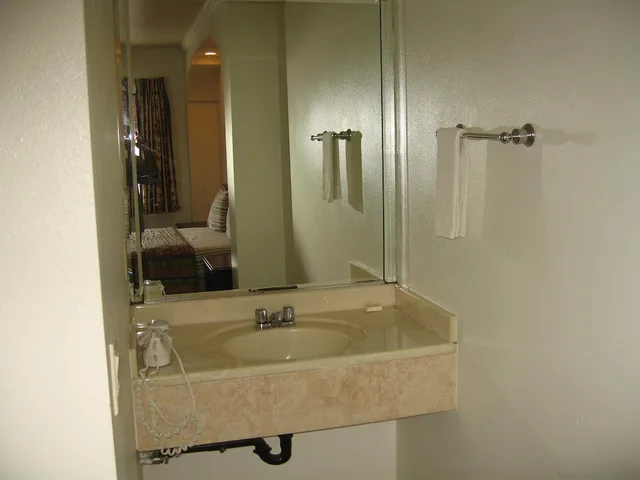 غرفة ديلوكس بسرير كينج، Royal Inn Motel Long Beach 7/10