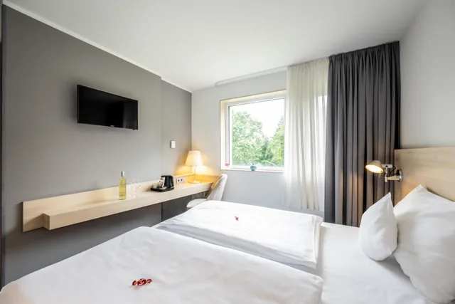غرفة سوبيريور بسرير مزدوج، SERWAYS HOTEL BRUCHSAL WEST 3/10