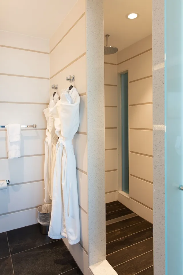 Signature, Collection, Deluxe, Double Bed, Broadlyn View, Terrace، Le Bleu 8/10