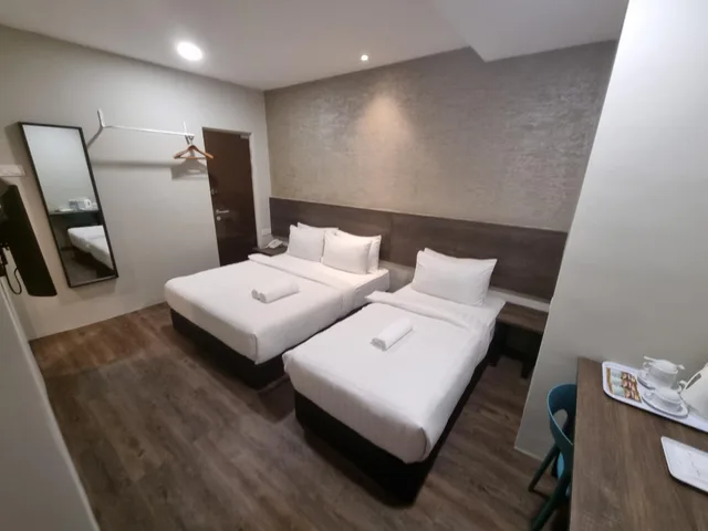 غرفة عائلية بسرير كوين وسرير فردي، Miico Hotel Mount Austin 6/10