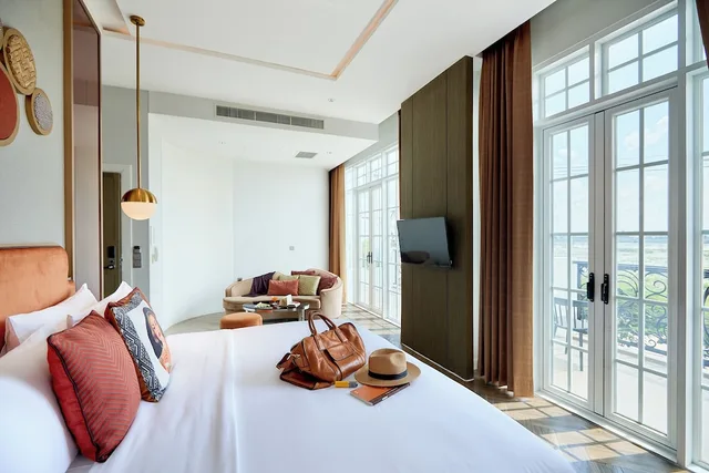 غرفة ديلوكس بسرير كينج بإطلالة على النهر، La Seine Hotel 5/10