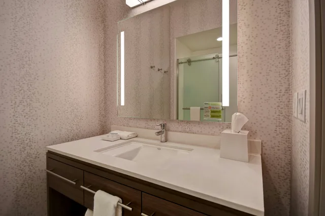 جناح استوديو بسرير كينج، Home2 Suites By Hilton Wichita Northeast 2/3