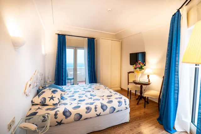 Panoramic, Twin Beds, Covo Dei Saraceni 1/4