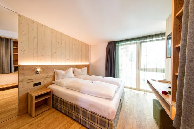 غرفة كومفورت بسرير مزدوج، Mountain Design Hotel Eden Selva 3/5
