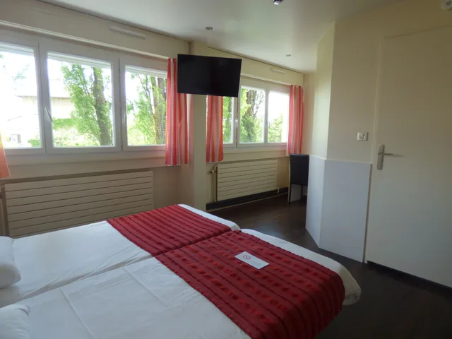 غرفة كومفورت بسريرين منفصلين، Escatel Hotel 1/7