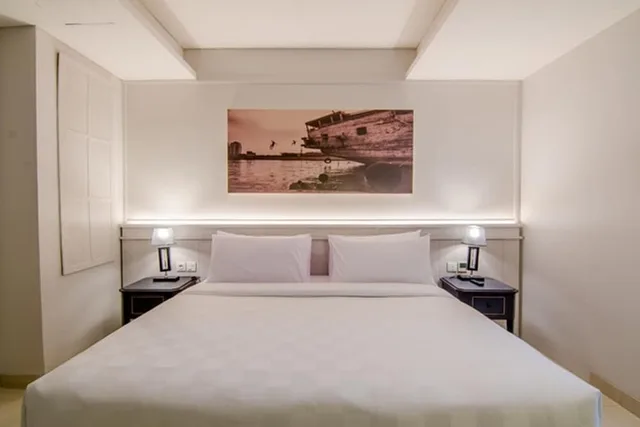 Deluxe Room, Jambuluwuk Thamrin Hotel 10/11