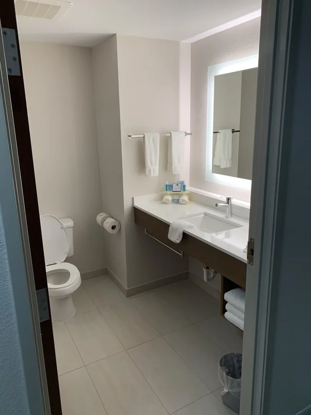غرفة قياسية بسريرين كوين، Holiday Inn Express Hotel And Suites Memphis Germantown 4/4