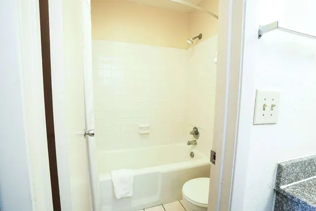 غرفة بسريرين مزدوجين، Days Inn By Wyndham Lake City I-75 5/6