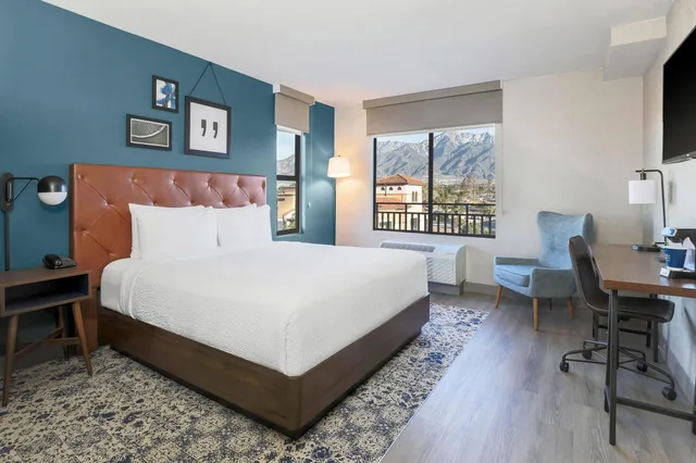 غرفة ديلوكس بسرير كينج، Four Points by Sheraton Ontario-Rancho Cucamonga 2/4