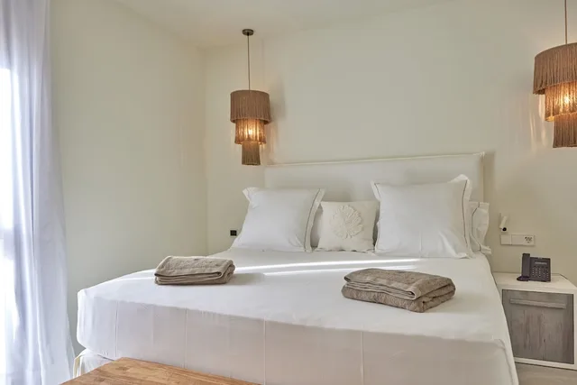 Sky, Grand, Suite, Twin Beds, Sofa, Hot Tub، MAR SUITES FORMENTERA BY UNIVERSAL BEACH HOTELS 2/8