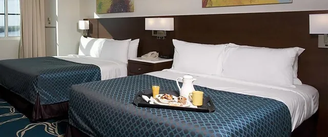 Room, 2 Queen Beds, Ballys Evansville Casino And Hotel 3/4