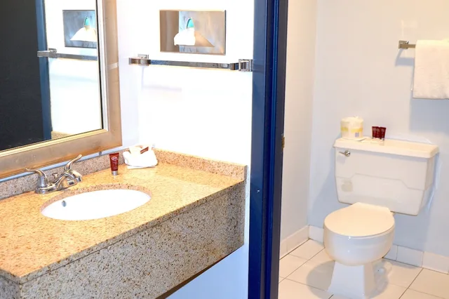 Suite, Queen Bed, Americas Best Value Inn and Suites St Cloud 4/5