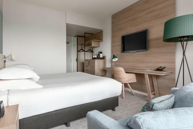 Superior, King Bed, The Hague Marriott Hotel 5/7