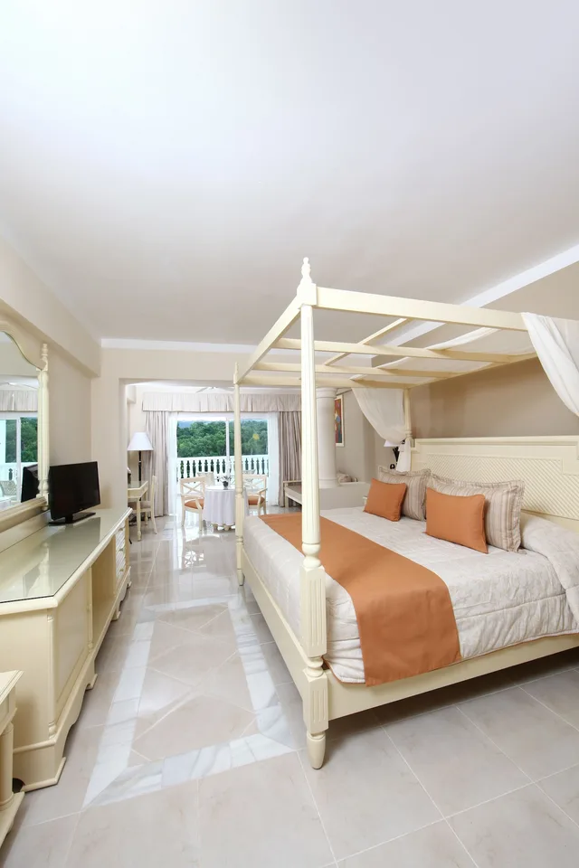 جناح جونيور بسرير كينج، Bahia Principe Escape Aquamarine - Adults Only 1/6