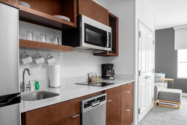 استوديو بسرير كينج بإطلالة على المدينة مع أريكة، TownePlace Suites Tampa Clearwater 6/7