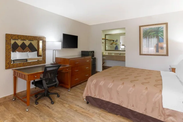 Exterior, King Bed, Quality Inn Florida City - Gateway To The Keys 4/7