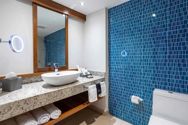 Swim Out, Junior Suite, King Bed, Pool View, Sonesta Ocean Point Resort - Adults Only 6/6