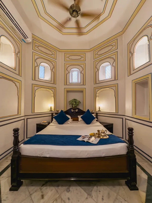 Garden Suite، NARAIN NIWAS PALACE 1/4